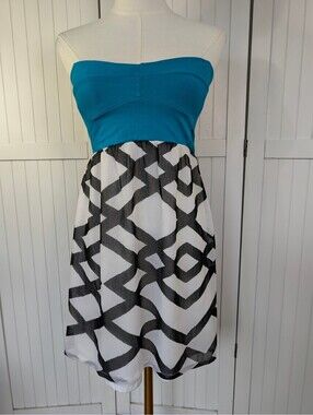Roxy Strapless Mini Dress M Teal Black White Geometric Smocked Beach 2013